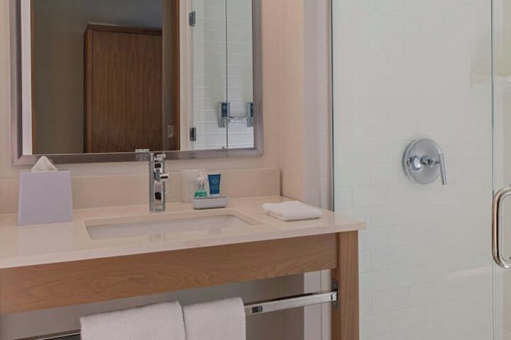 Four Points by Sheraton Midland
