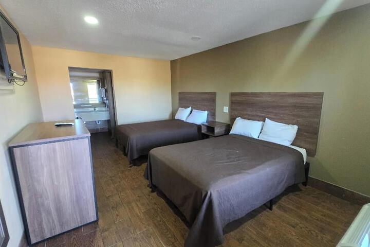 Room 16 of 21