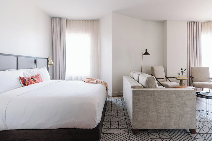 The Alida Savannah, a Tribute Portfolio Hotel