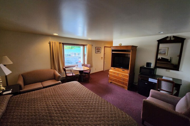 Room 16 of 63