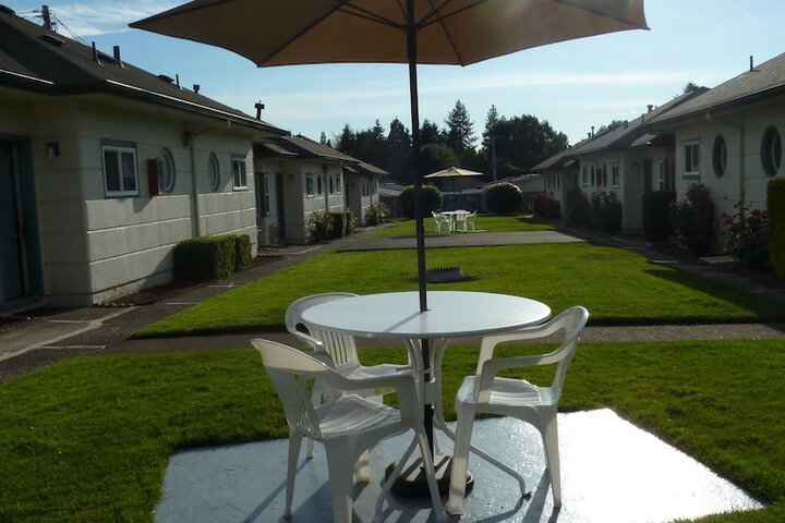 Milwaukie Inn Portland South