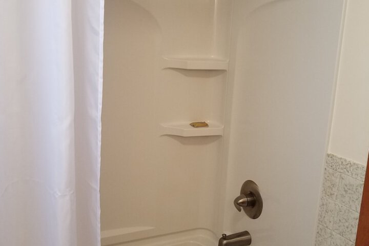 Room 14 of 27