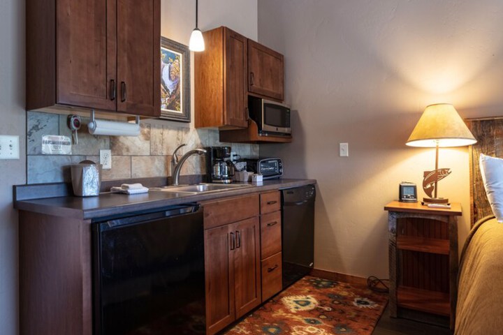 Yellowstone Valley Lodge an Ascend Collection Hotel