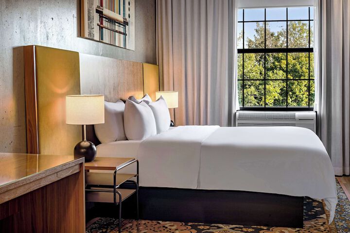 The Loom Hotel Tapestry Collection by Hilton