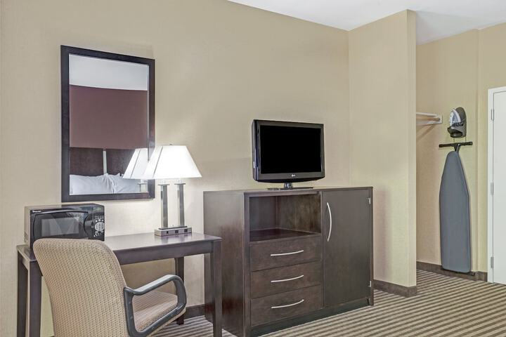 Room 26 of 29