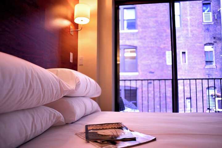 Room 16 of 37