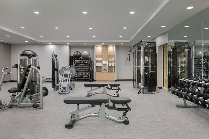 Courtyard by Marriott Edison Woodbridge