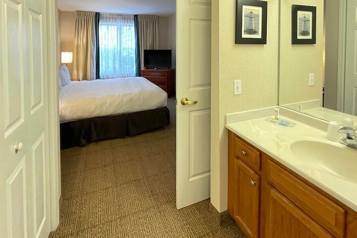 Smart Suites an Ascend Collection Hotel