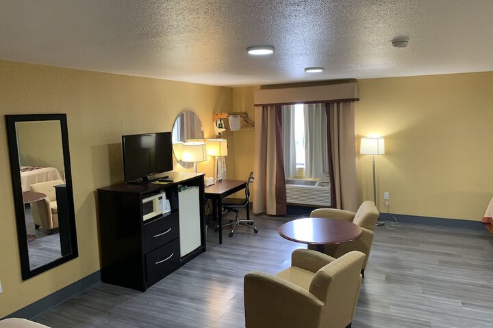 Super 8 by Wyndham Richmond