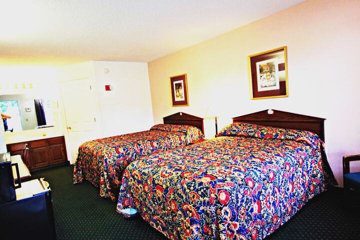 Room 11 of 39