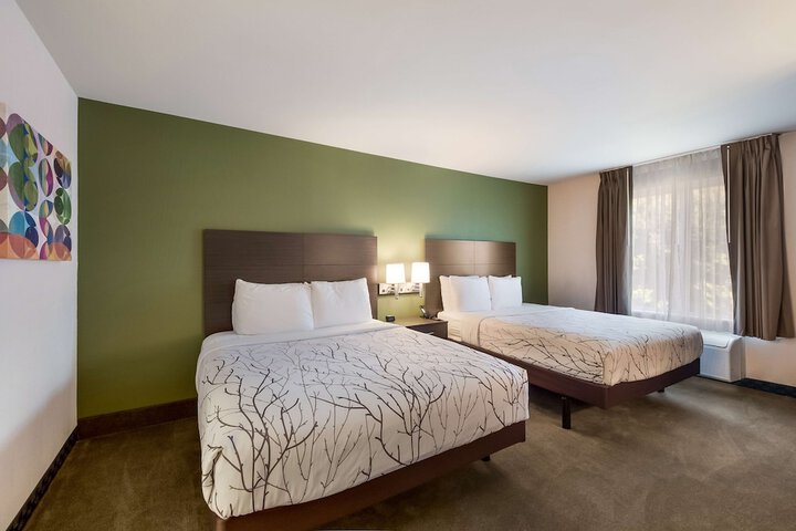 Room 15 of 31