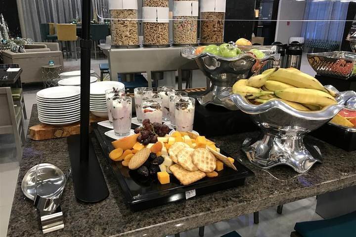 Breakfast/Coffee Service 38 of 41