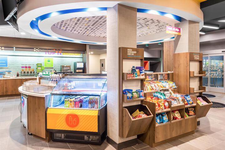 Tru by Hilton Pensacola I-10 North Davis Highway