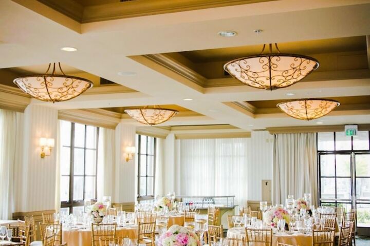 Ballroom/Hall 70 of 85