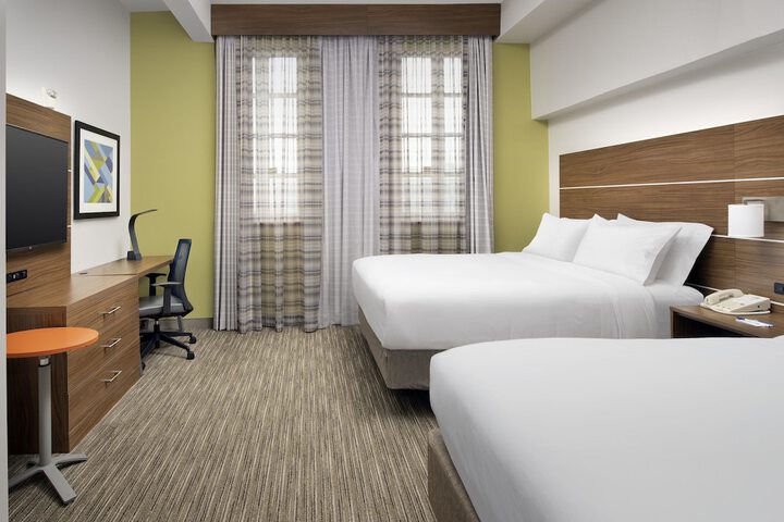 Room 19 of 37