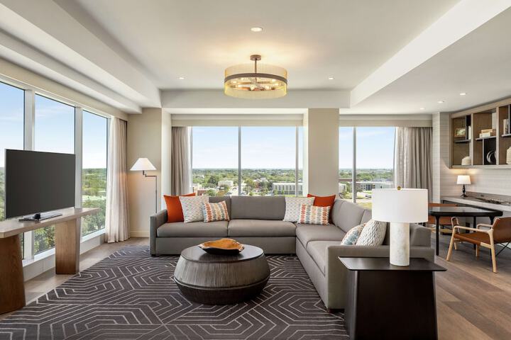 Doubletree by Hilton Abilene Downtown Convention Center