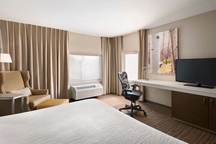 Room 27 of 54