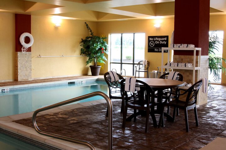 Pool 4 of 39