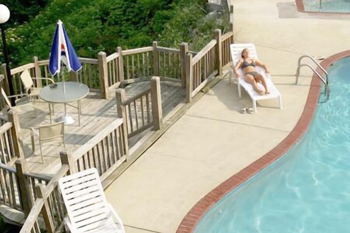 Alpine Lodge & Resort Burkesville