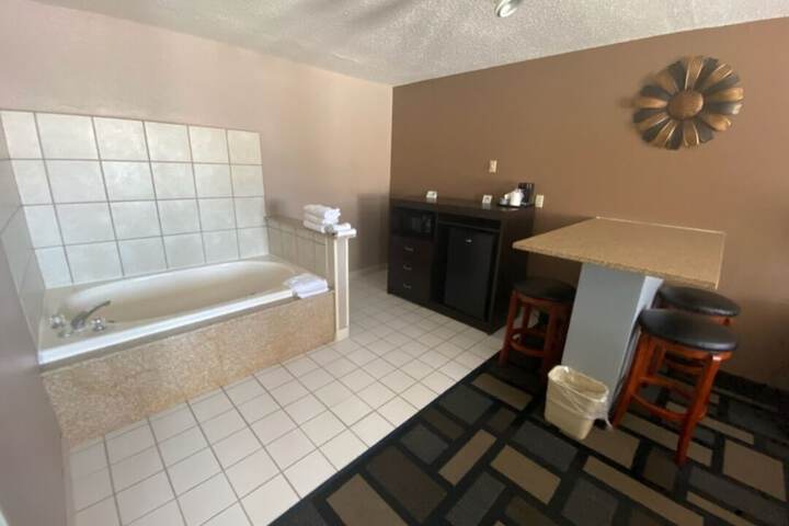 Days Inn by Wyndham Watertown