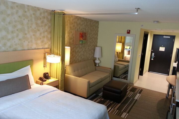 Room 18 of 37