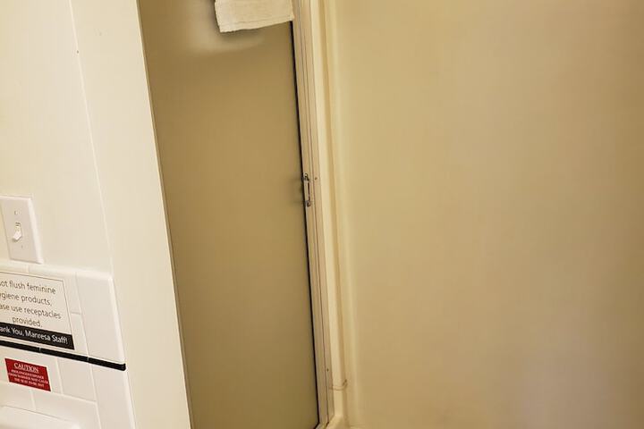 Room 44 of 68