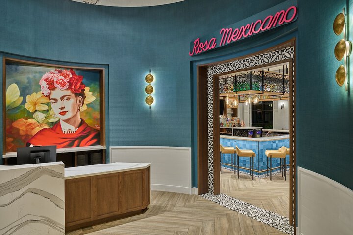 Hotel Interior 28 of 170