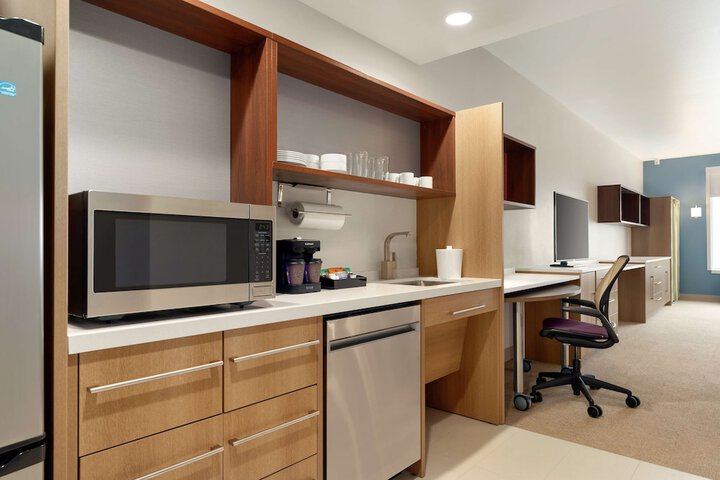 Room 14 of 39