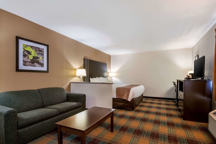 Room 11 of 43