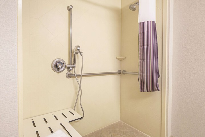 Room 35 of 56