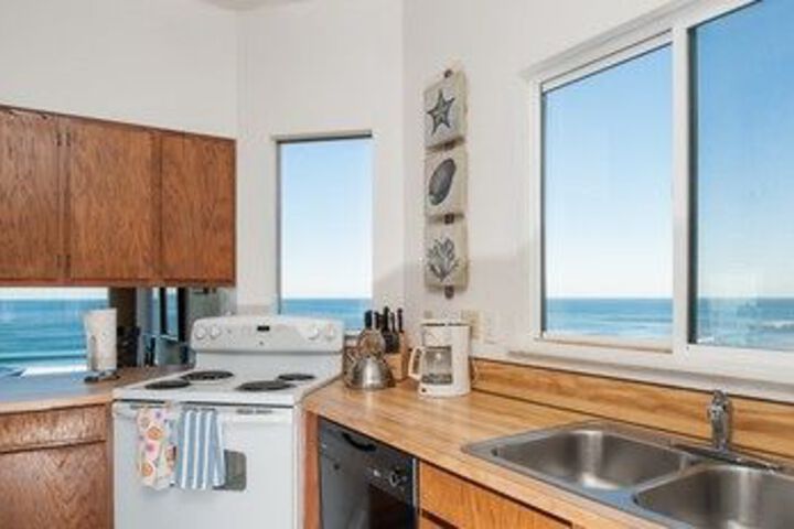 Eagles Crest 4 Br home by RedAwning