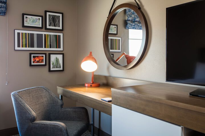 Room 14 of 50