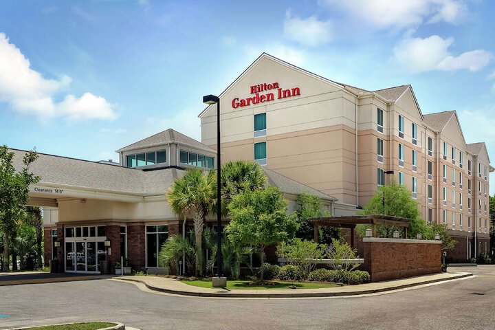 Hotel 5 of 63