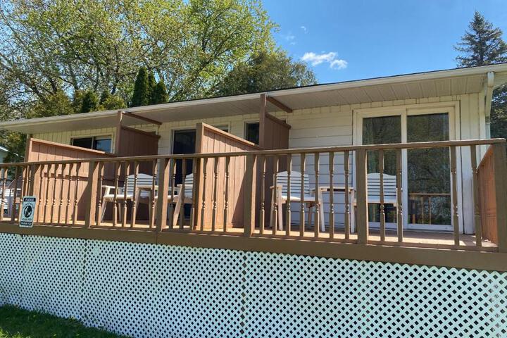 Merland Park Cottages and Motel