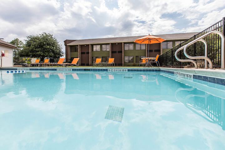 Pool 2 of 23