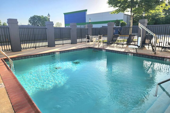 Pool 5 of 42