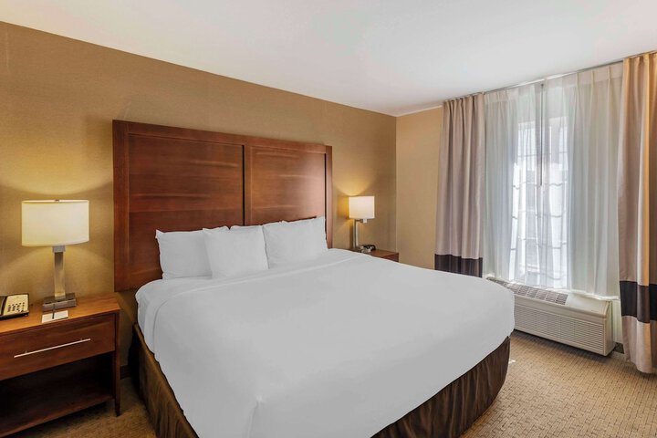 Room 34 of 49