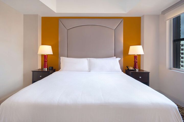 Room 10 of 62