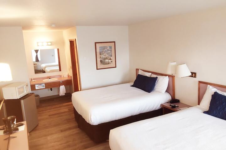 Room 11 of 12
