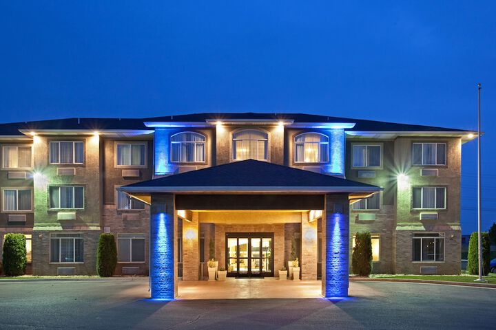 Hotel 10 of 52