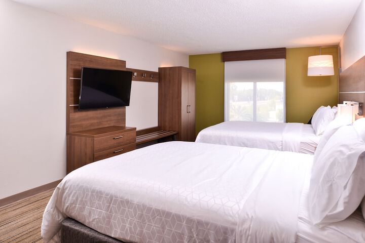 Room 18 of 67