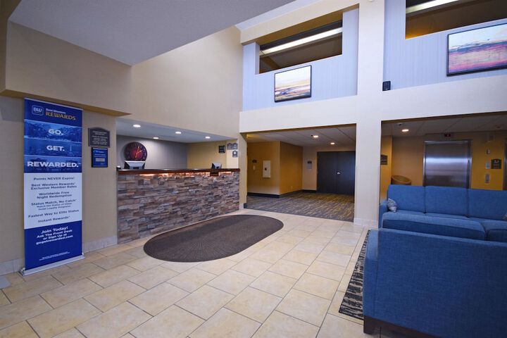 Hotel Interior 3 of 32