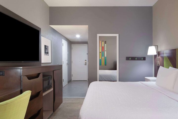 Room 8 of 24