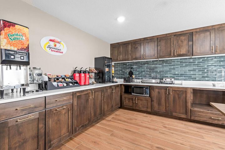 Super 8 by Wyndham Perham