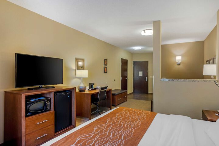 Room 25 of 39