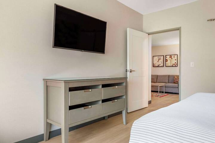 Room 19 of 60