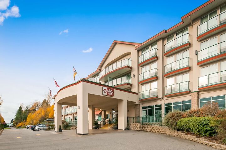 Hotel 3 of 65