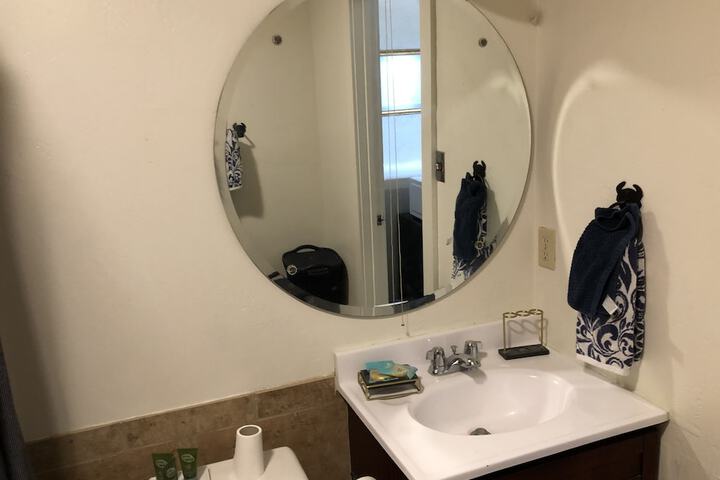 Room 42 of 64