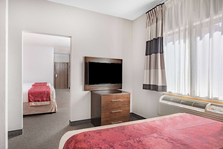 Ramada by Wyndham Keystone Near Mt. Rushmore