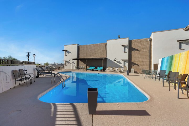 Tombstone Lookout Lodge SureStay Collection by Best Western